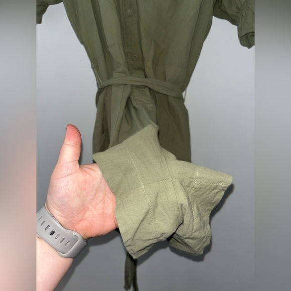 Petal & Pup Riley Waist Tie Romper in Olive Size Small - Picture 8 of 12